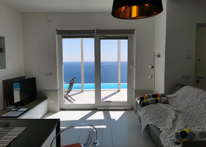 Tindari Sunrise Appartement *