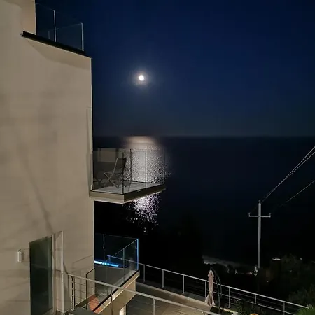 Apartment Tindari Sunrise Bergeggi