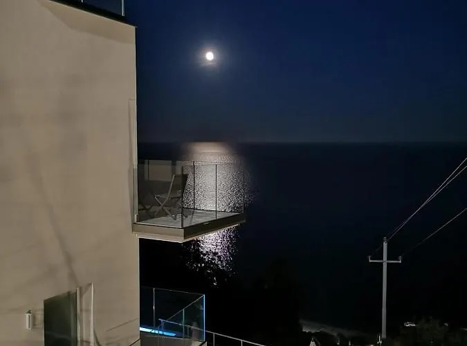 아파트 Tindari Sunrise 베르게지